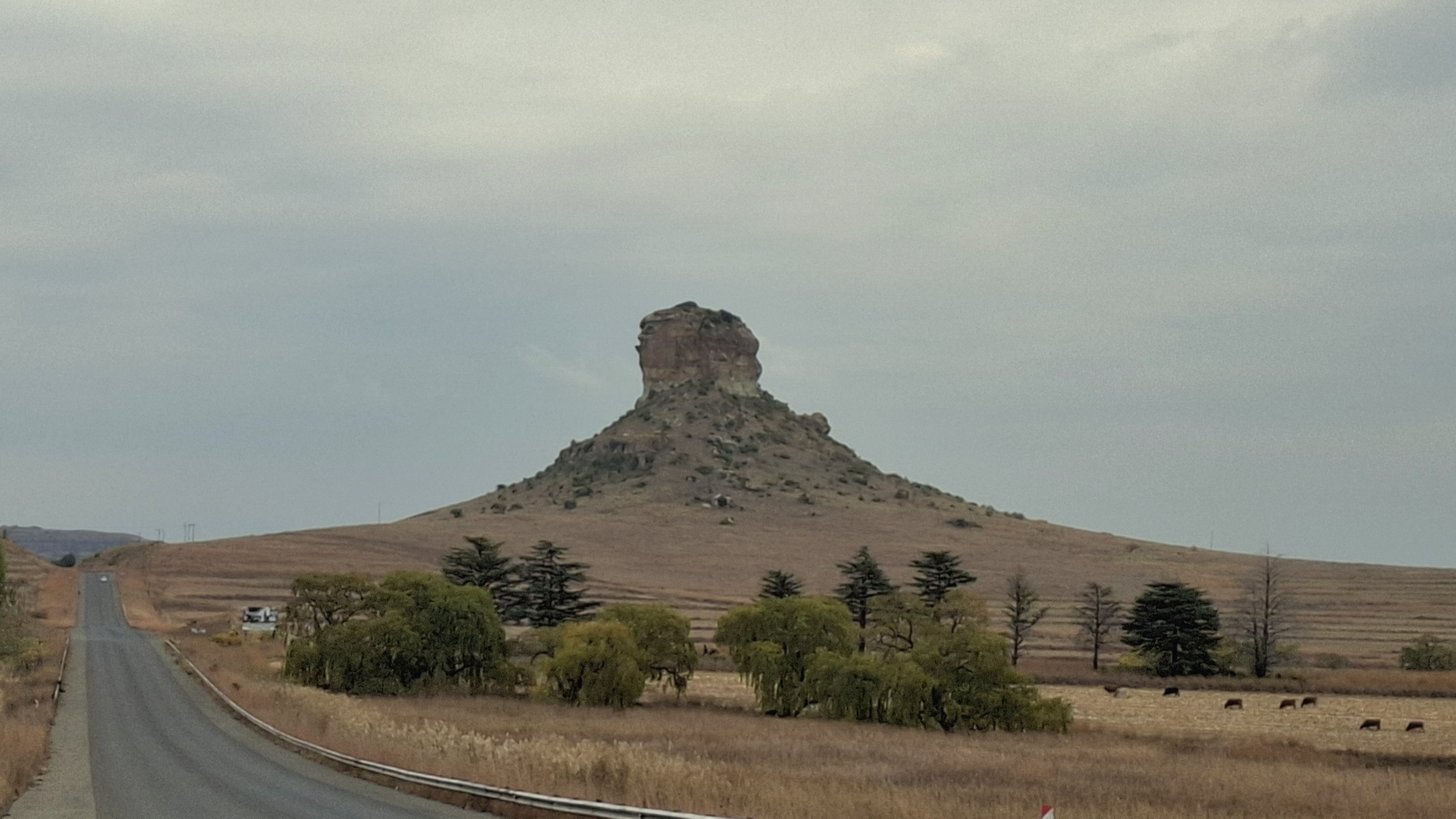 Clarens 2 Fouriesburg - the Basotho hat